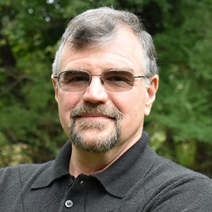 Alan Dennis 
